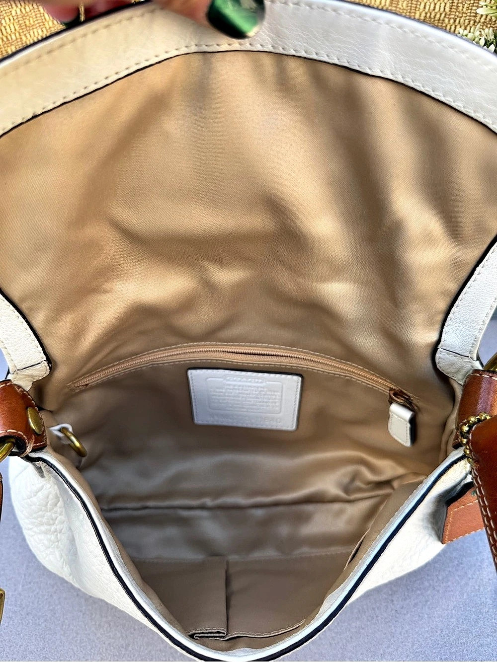 Coach Legacy Small Pebbled Leather Shoulder Bag White & Brown 11840 - Picture 2 of 13